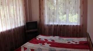 Гостиница Hostel Dombay Домбай Кровать в общем четырехместном номере-7